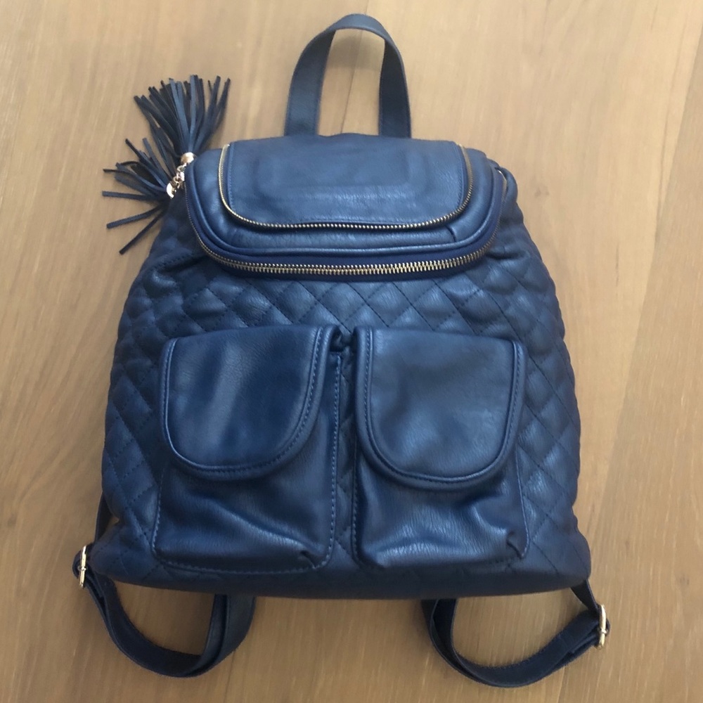 IMoshion navy quilted backpack